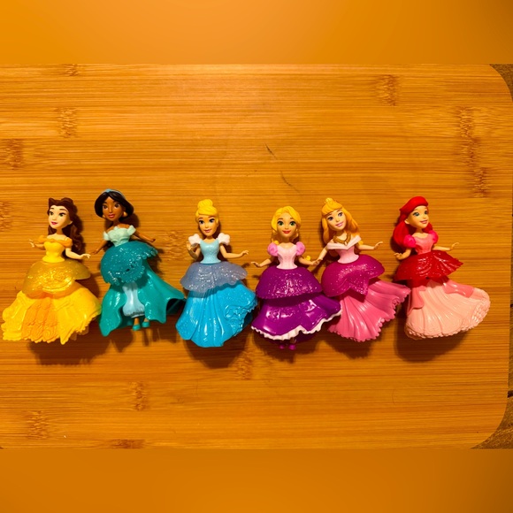 Mattel Other - Disney Princess Magiclip Magic Clip Dolls Figures Lot 6 Figures + Dresses